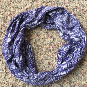 Never worn geometric print infinity scarf